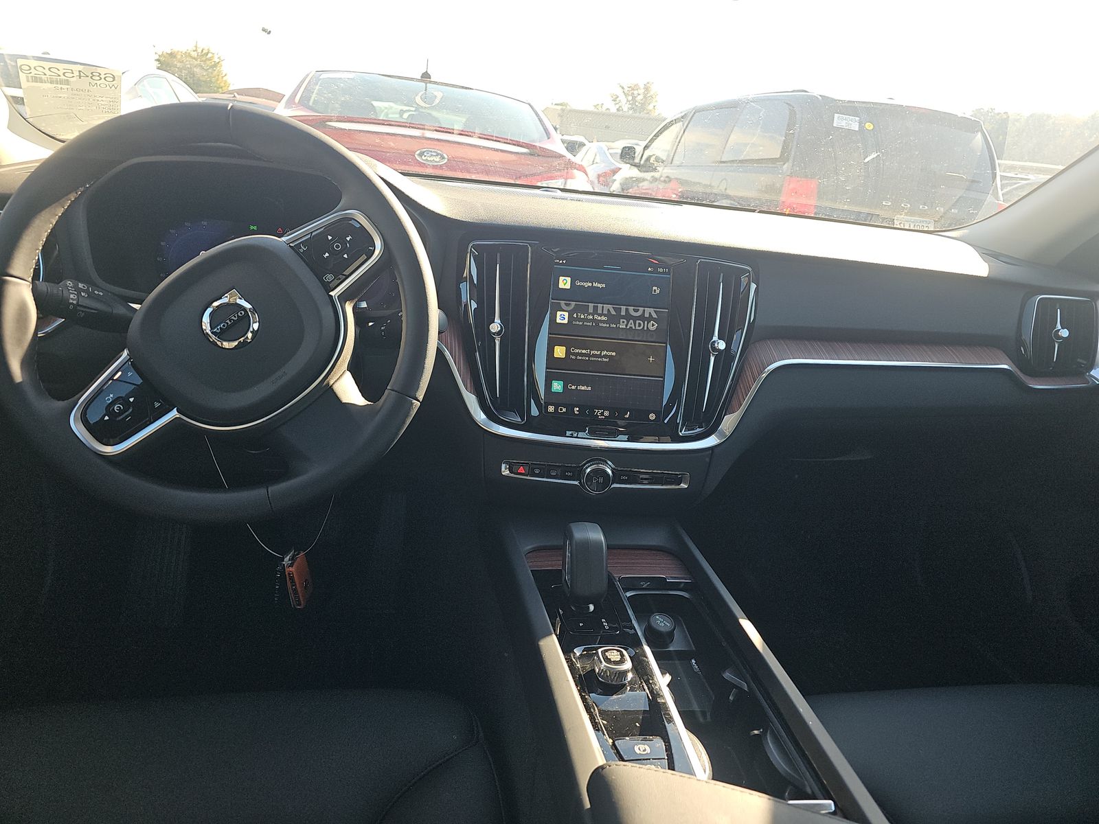 2025 Volvo S60 B5 Plus AWD