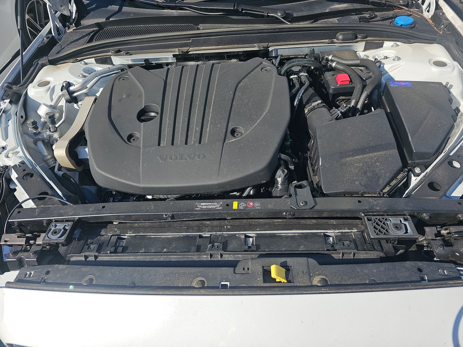 2025 Volvo S60 B5 Plus AWD