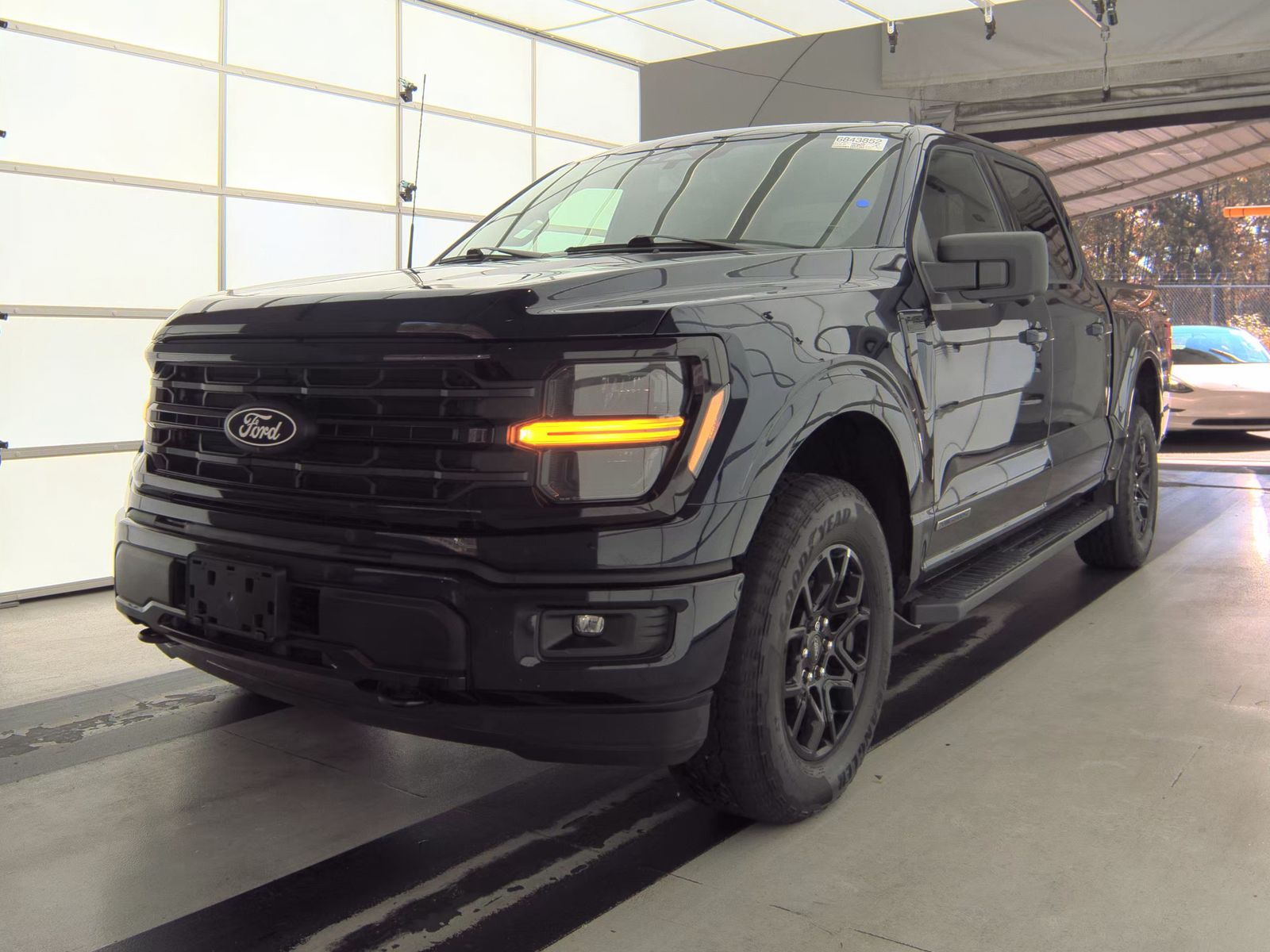 2024 Ford F-150 Hybrid XLT AWD