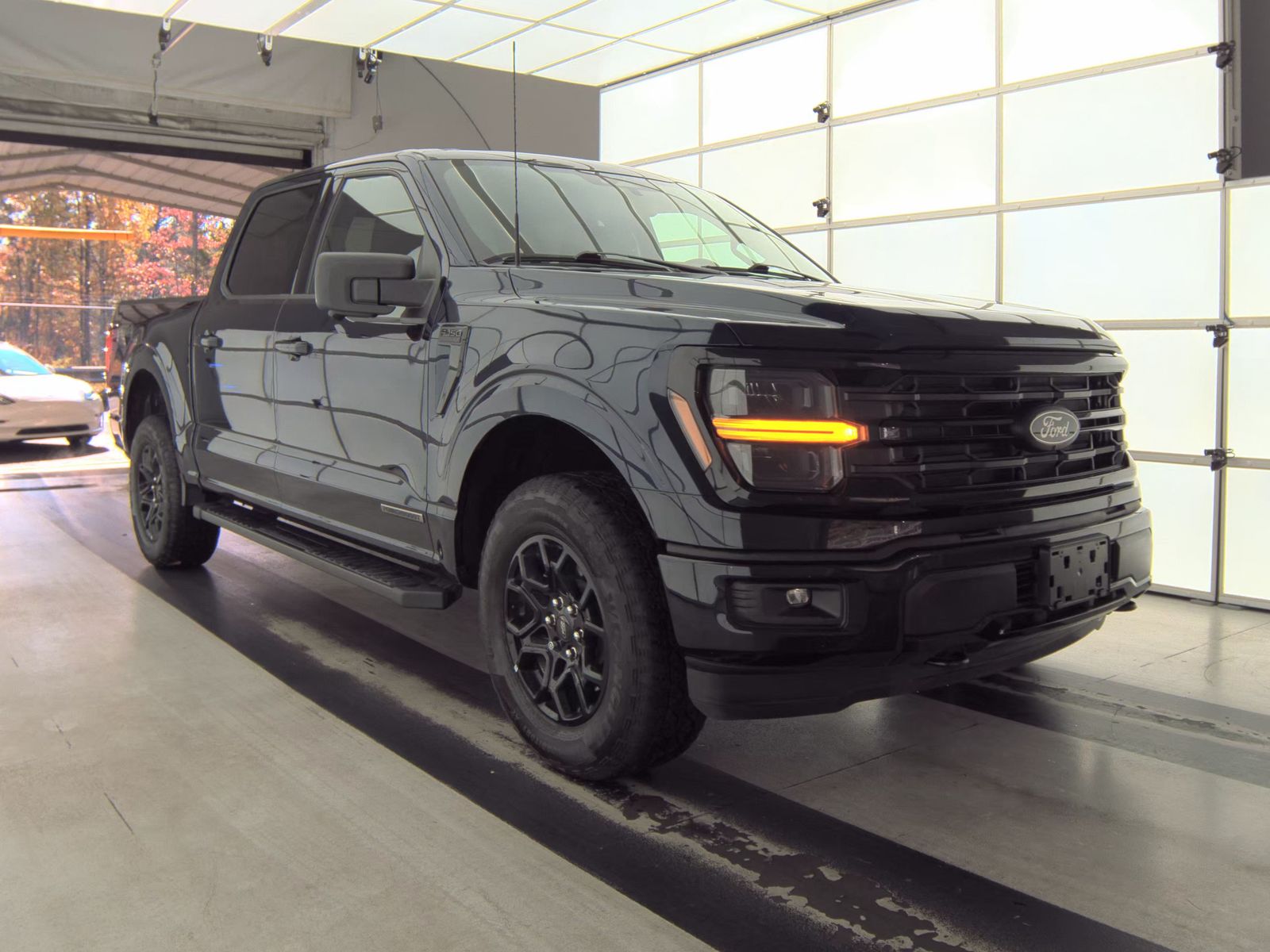 2024 Ford F-150 Hybrid XLT AWD