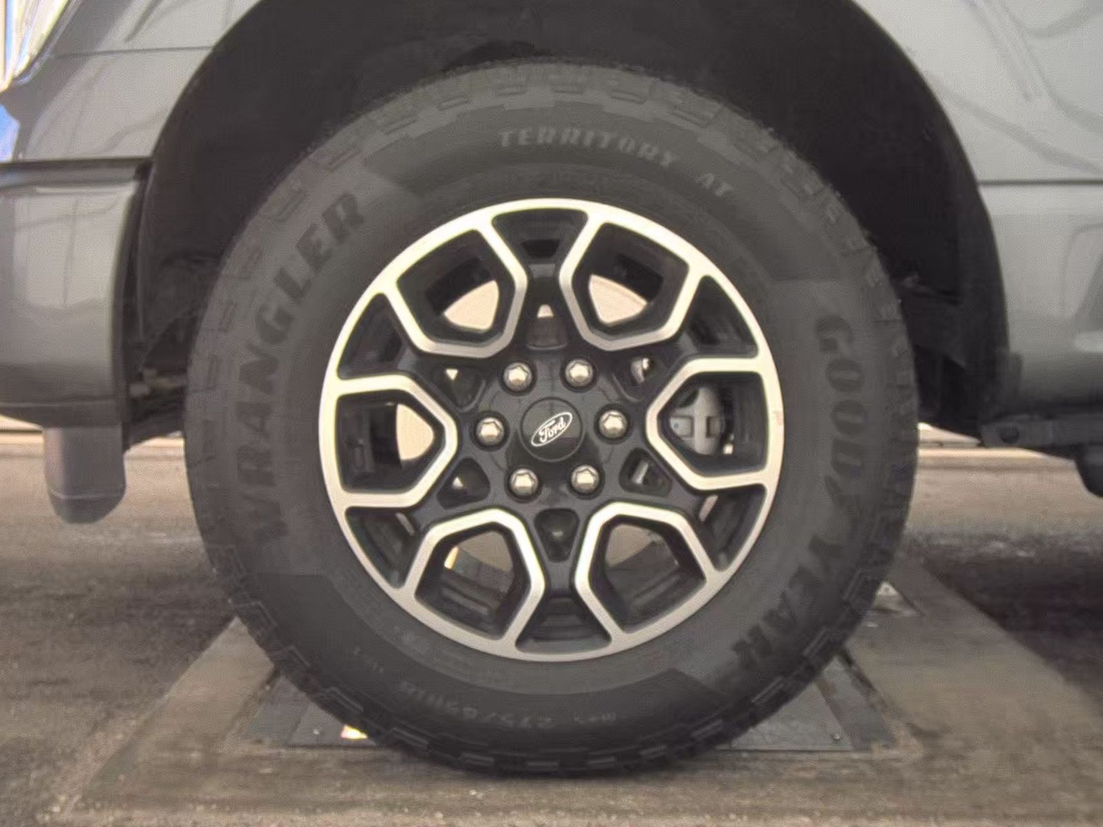 2023 Ford F-150 XLT AWD