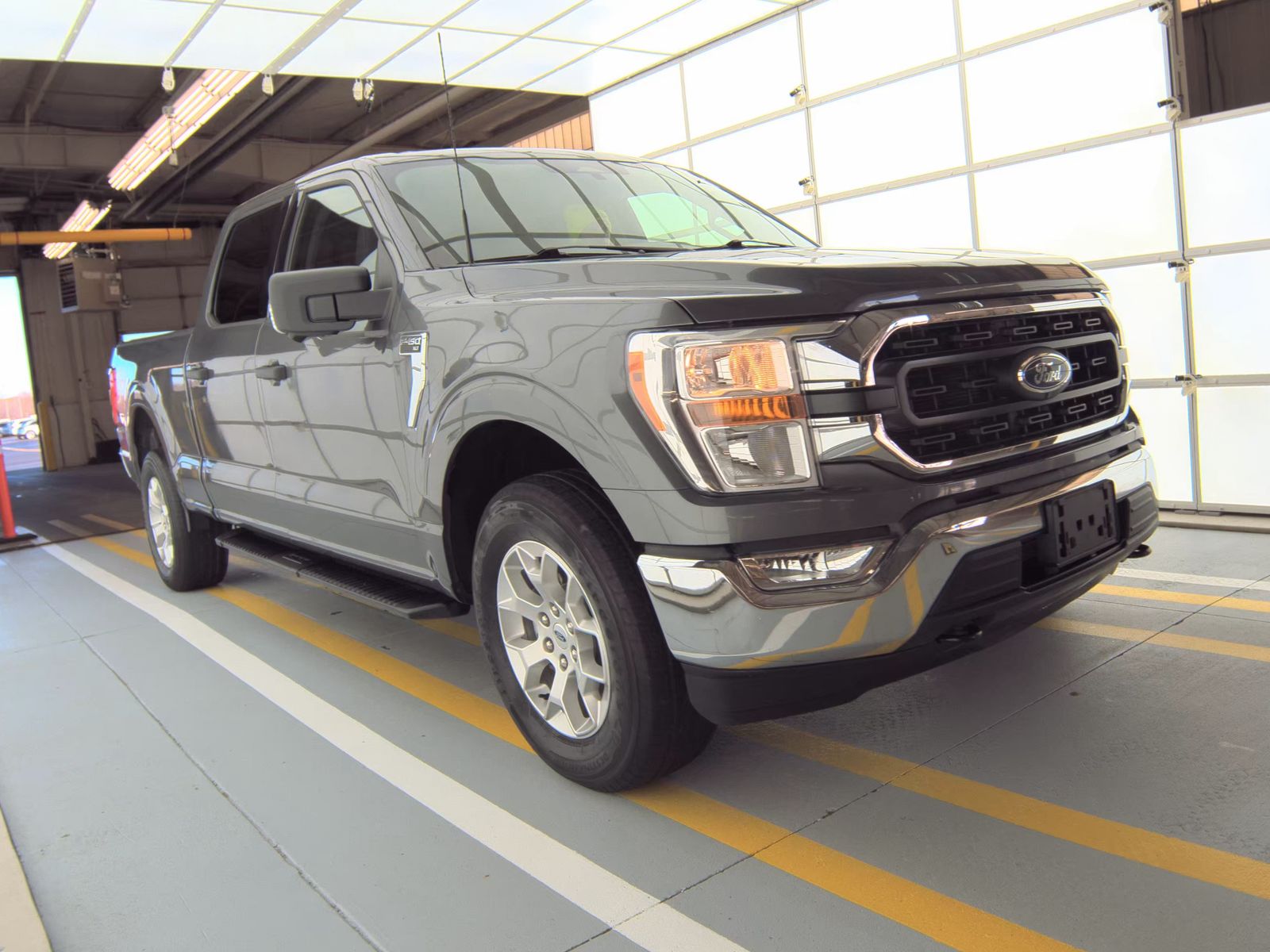 2022 Ford F-150 XLT AWD