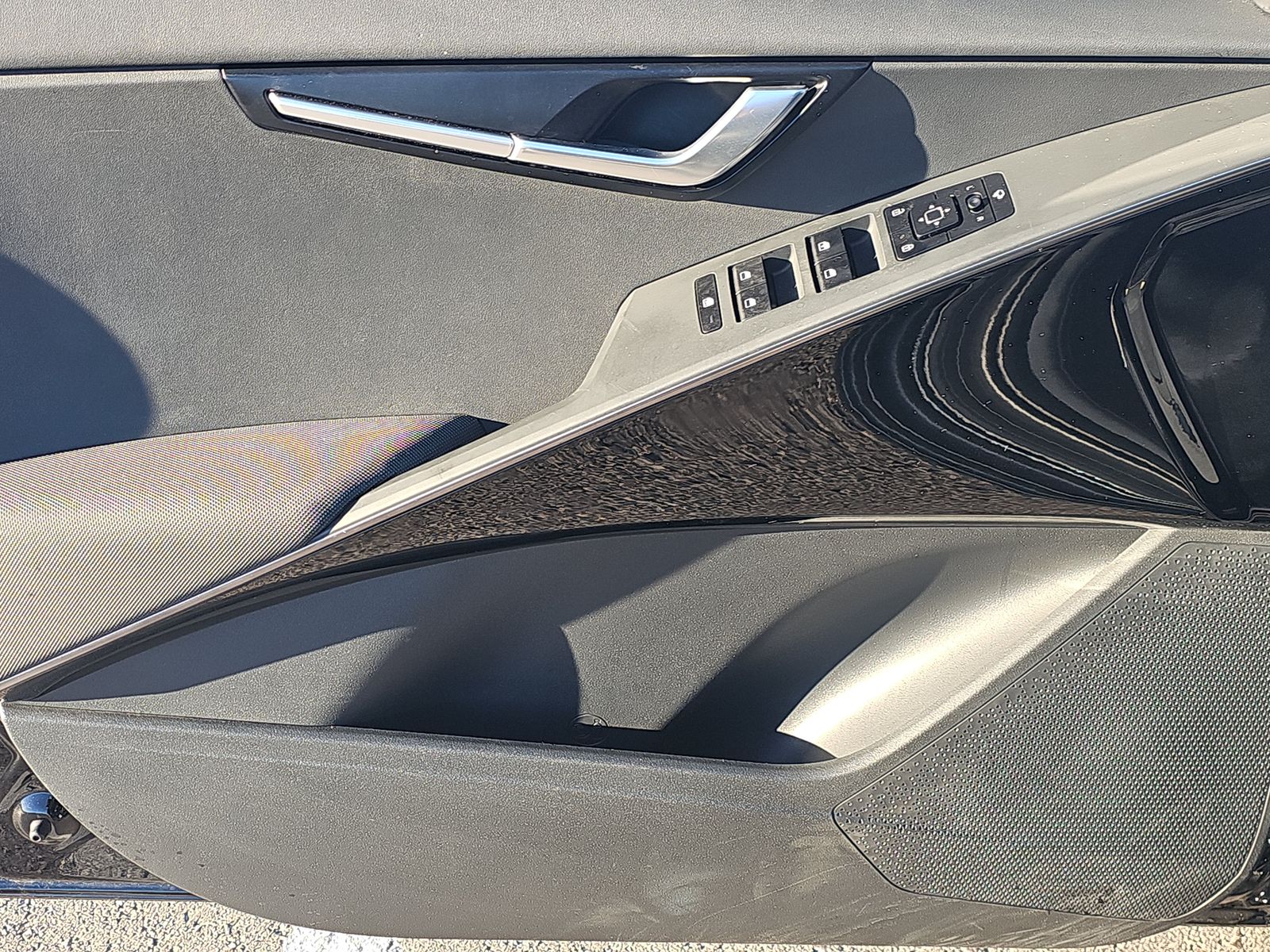 2024 Kia Niro EX Touring FWD