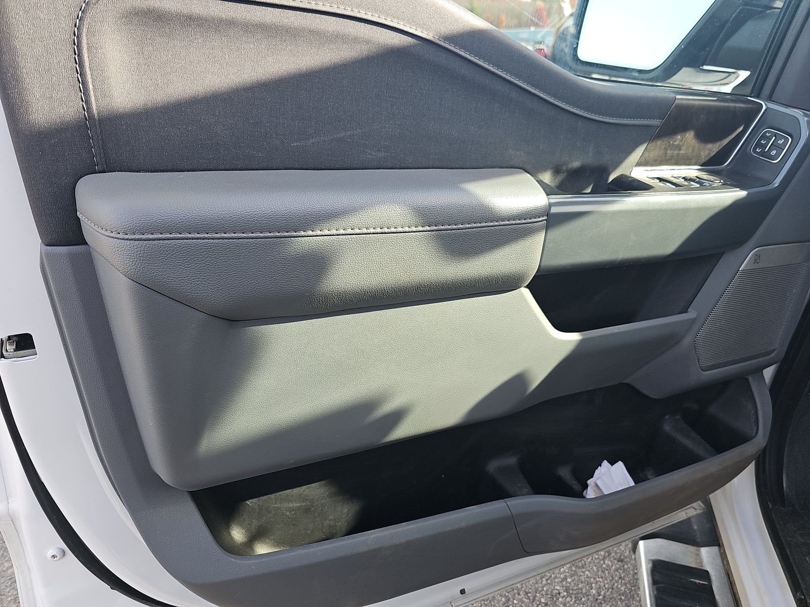 2023 Ford F-150 Lariat AWD