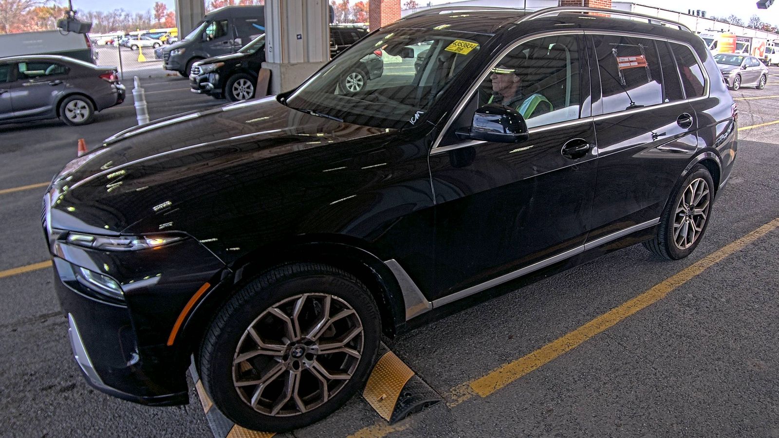 2025 BMW X7 xDrive40i AWD