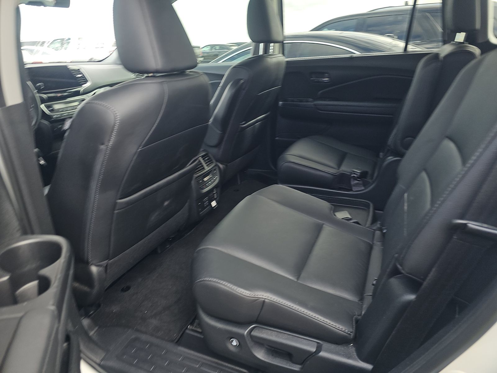 2021 Honda Pilot Touring FWD