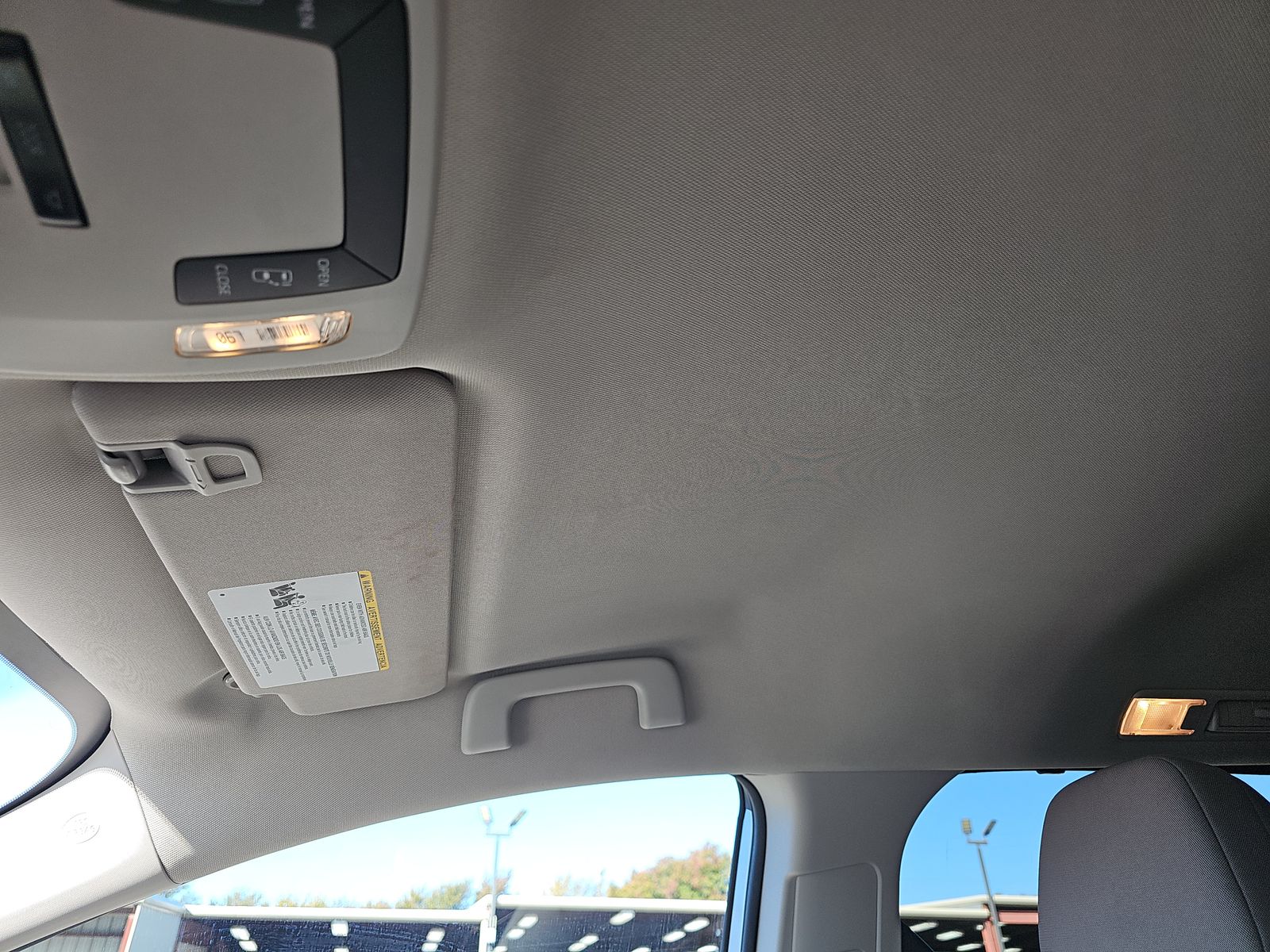 2024 Toyota Sienna LE FWD