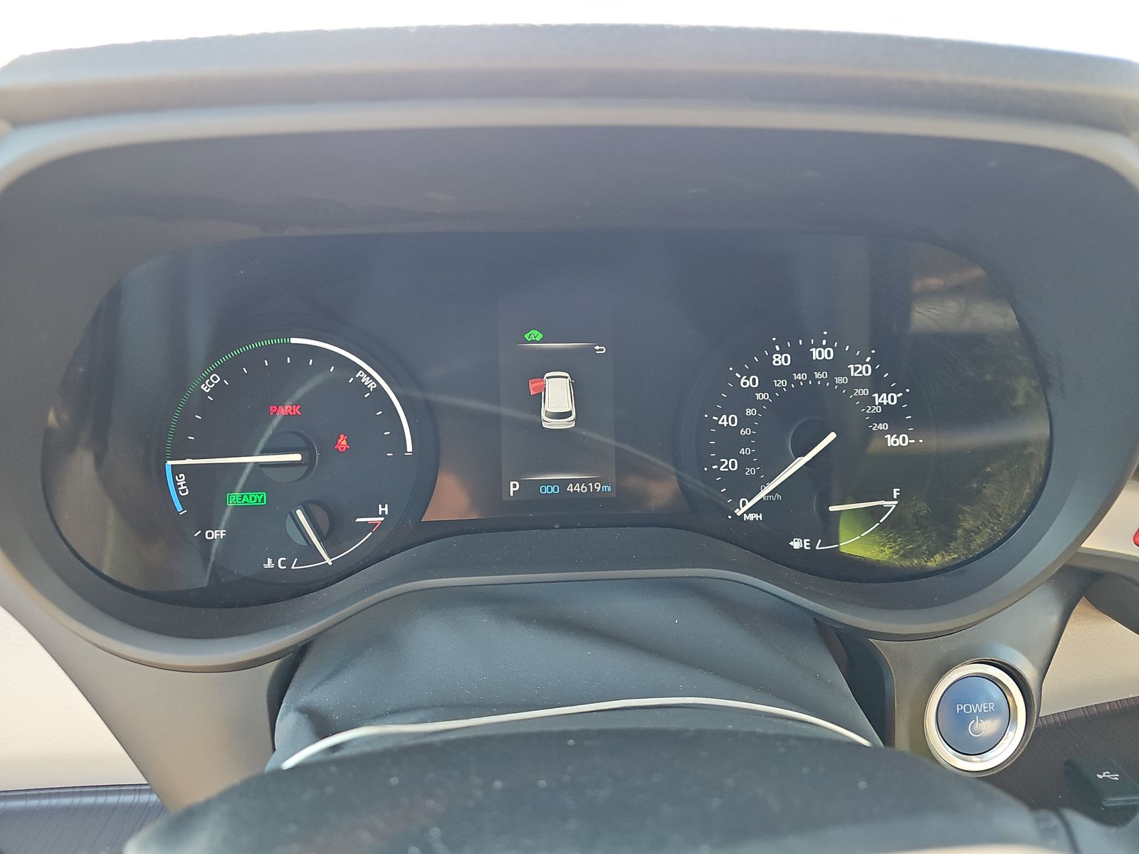 2024 Toyota Sienna LE FWD