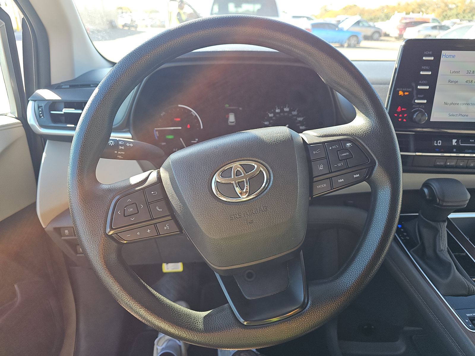 2024 Toyota Sienna LE FWD