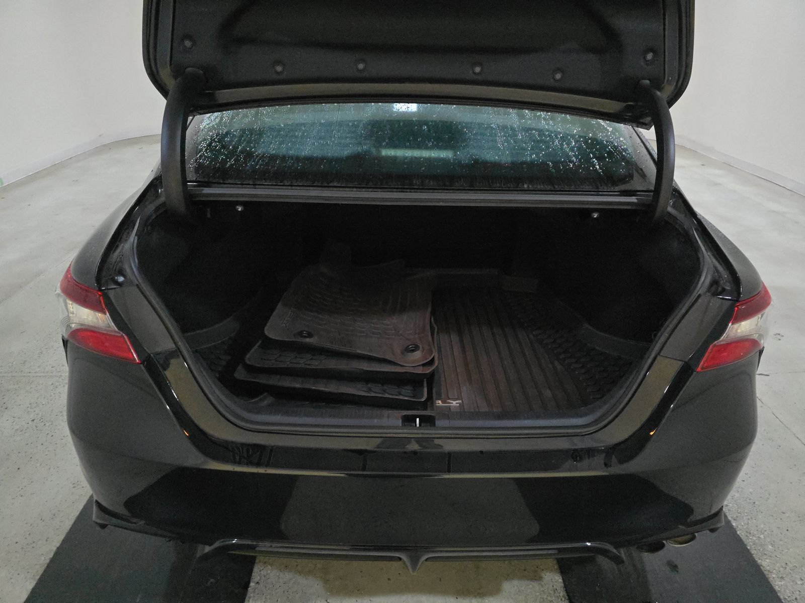 2023 Toyota Camry SE Nightshade AWD