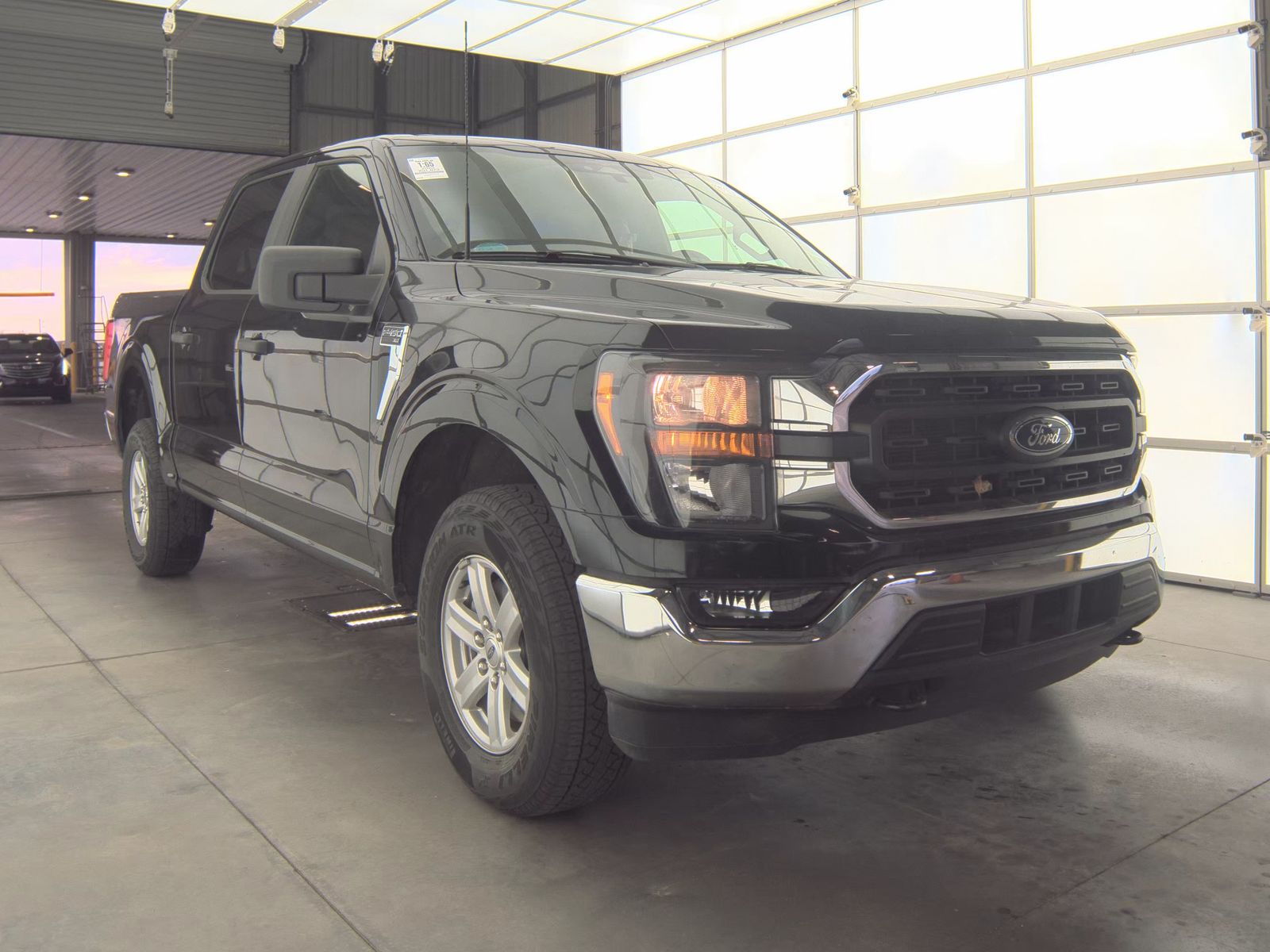 2023 Ford F-150 XLT AWD