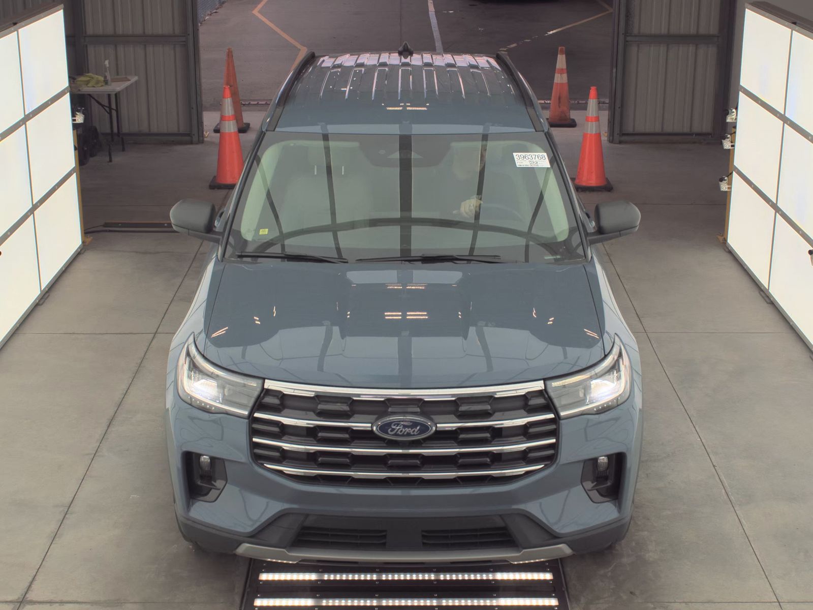 2025 Ford Explorer Active AWD