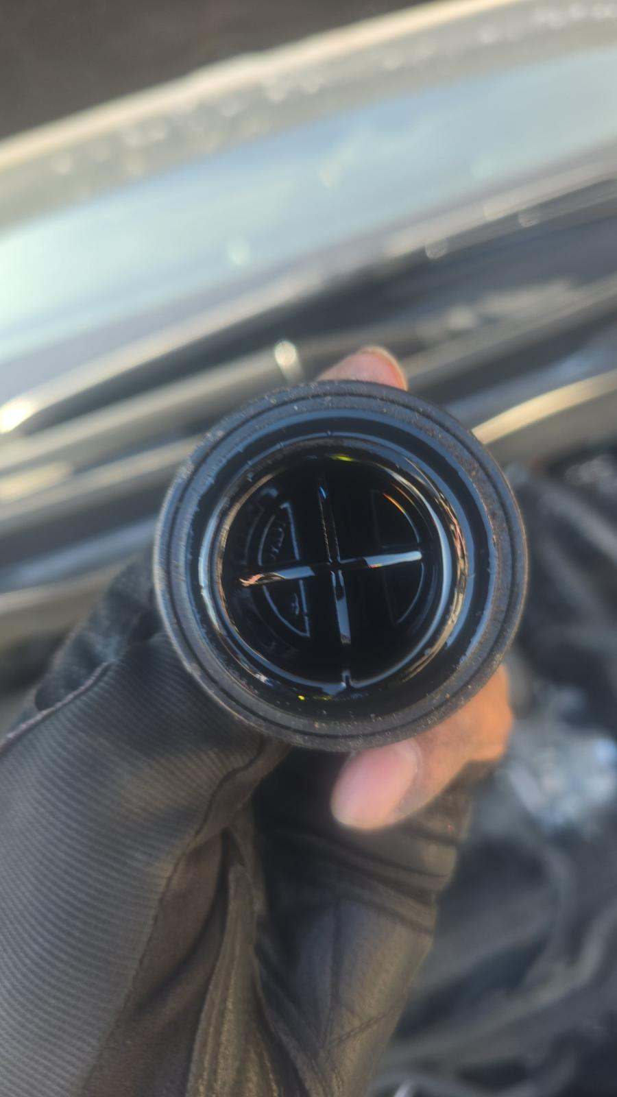 2024 Toyota Sienna LE FWD