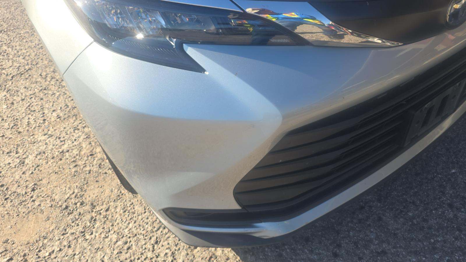 2024 Toyota Sienna LE FWD