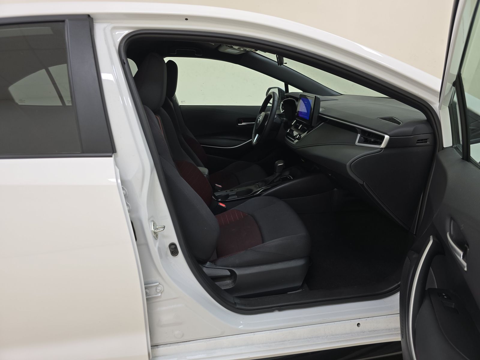 2024 Toyota Corolla SE FWD