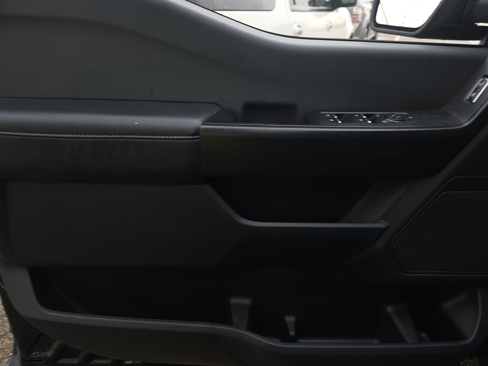 2024 Ford F-150 STX AWD