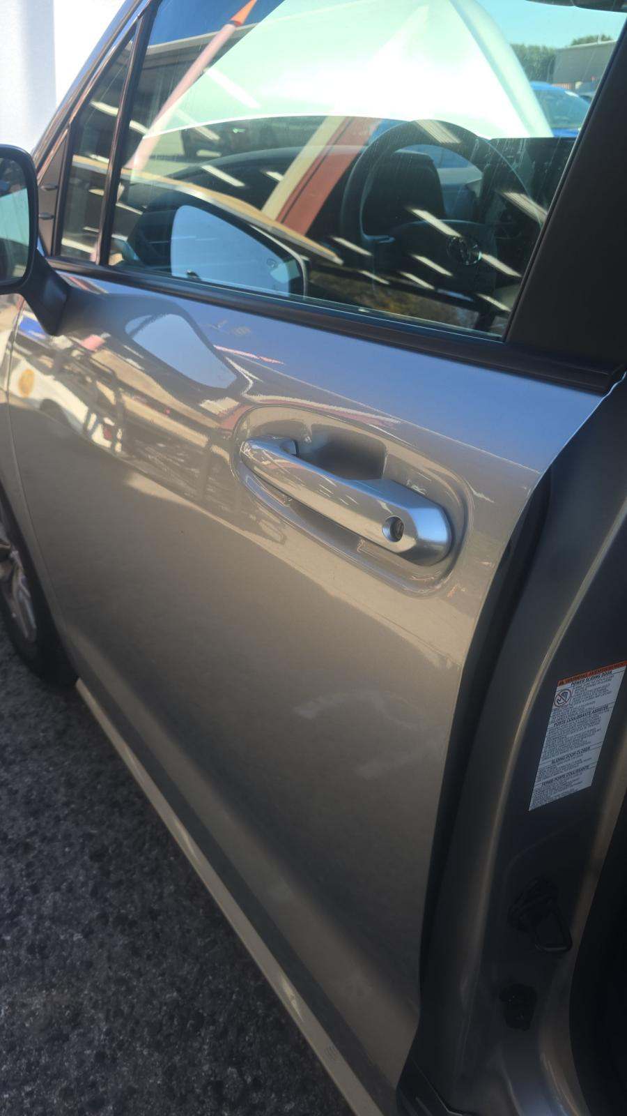 2024 Toyota Sienna LE FWD