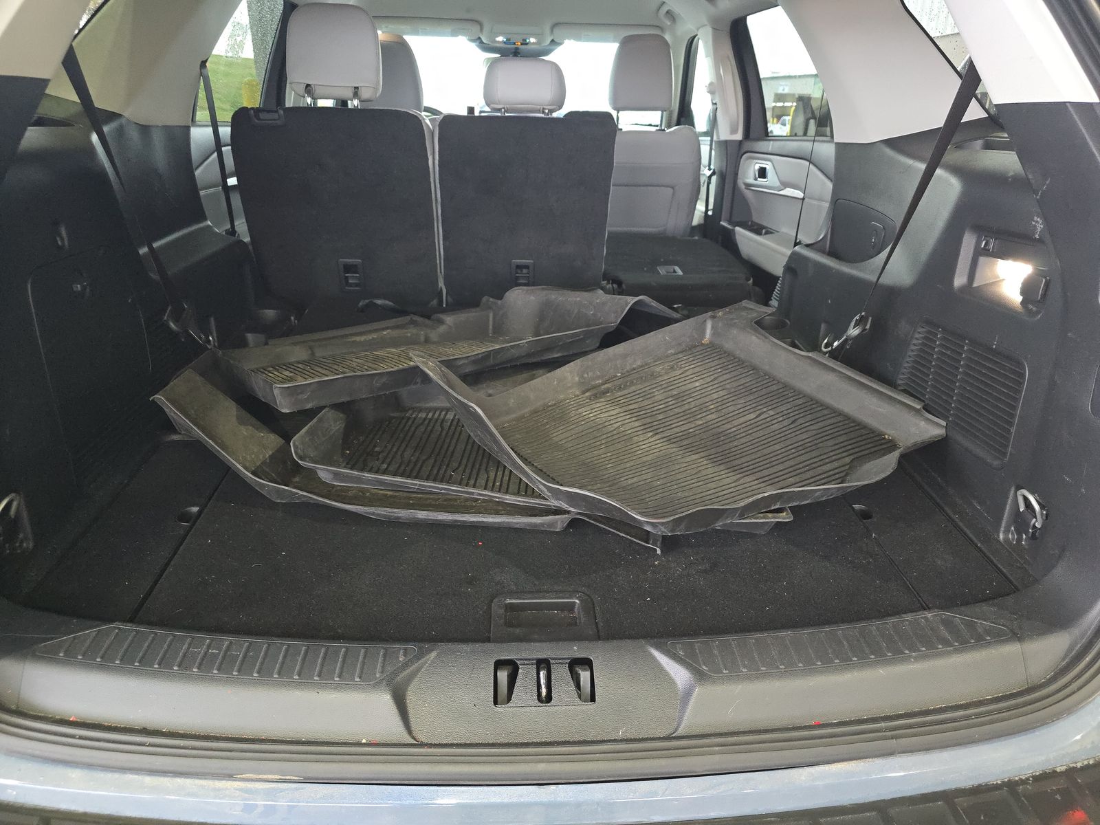 2025 Ford Explorer Active AWD