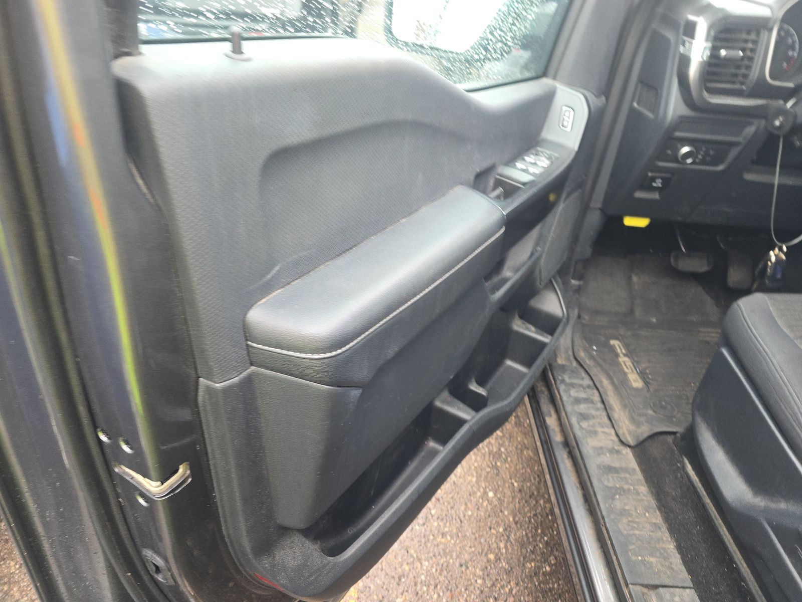 2023 Ford F-150 XL AWD