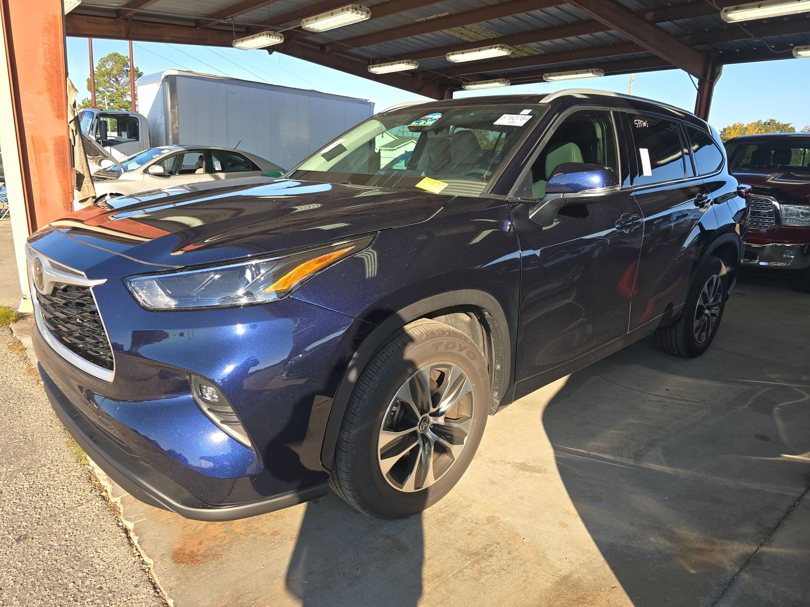 2022 Toyota Highlander XLE FWD