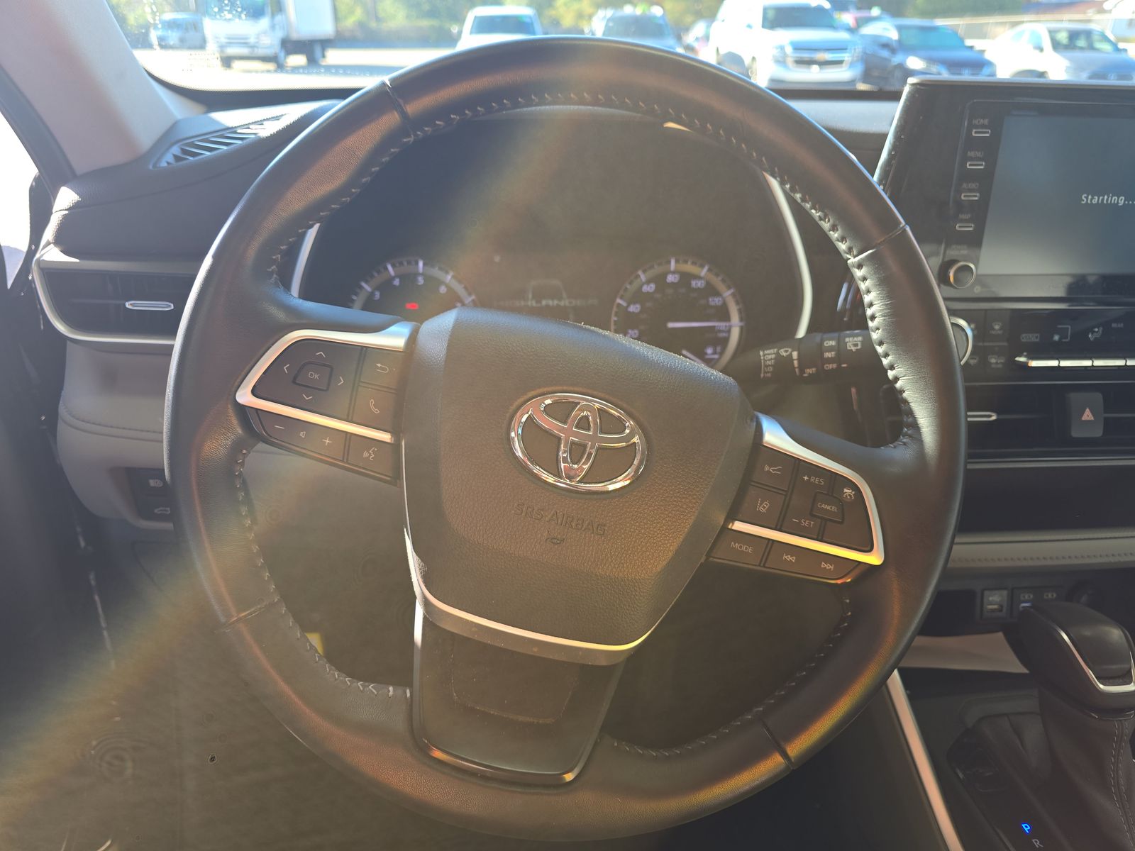 2022 Toyota Highlander XLE FWD