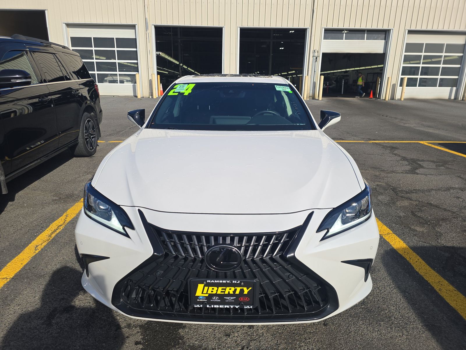 2024 Lexus ES ES 250 AWD