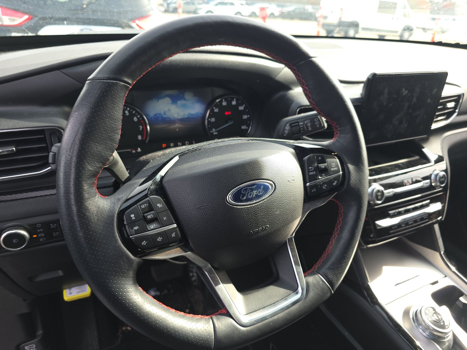 2024 Ford Explorer ST-Line AWD