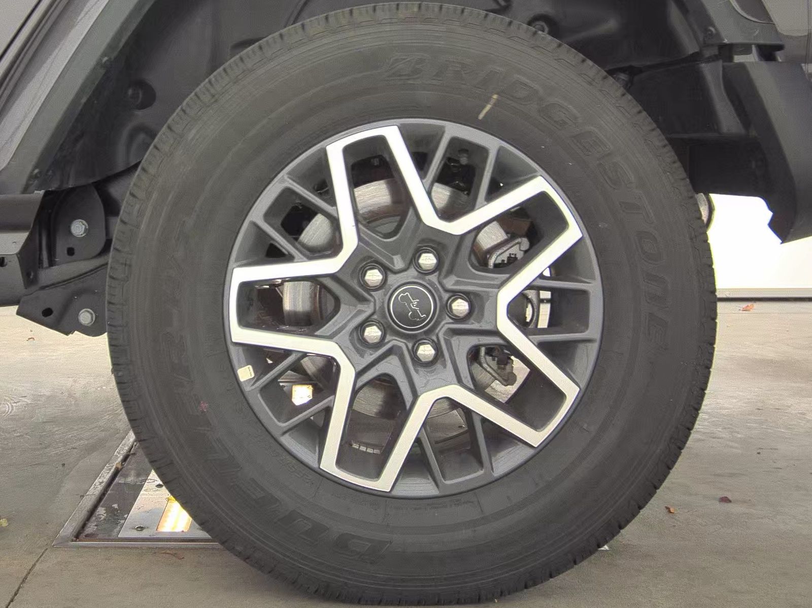 2025 Jeep Wrangler Sahara AWD