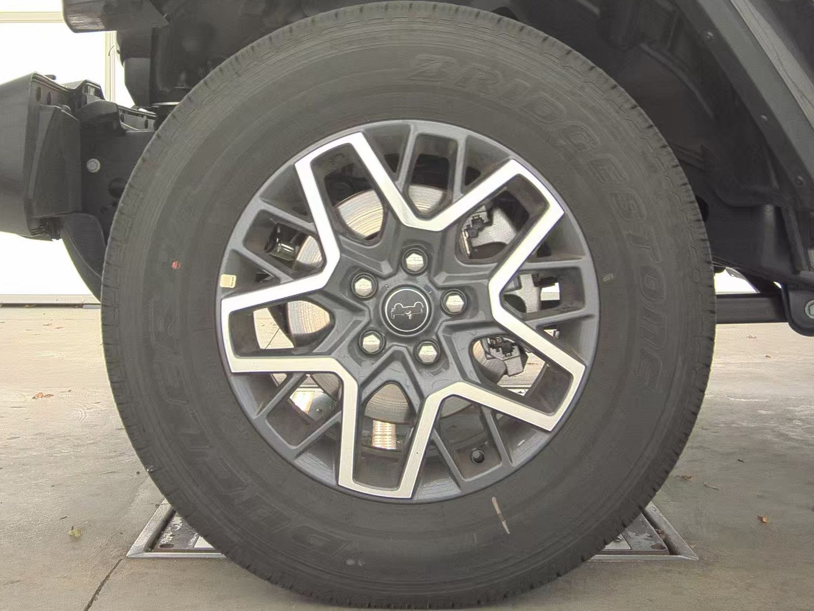 2025 Jeep Wrangler Sahara AWD