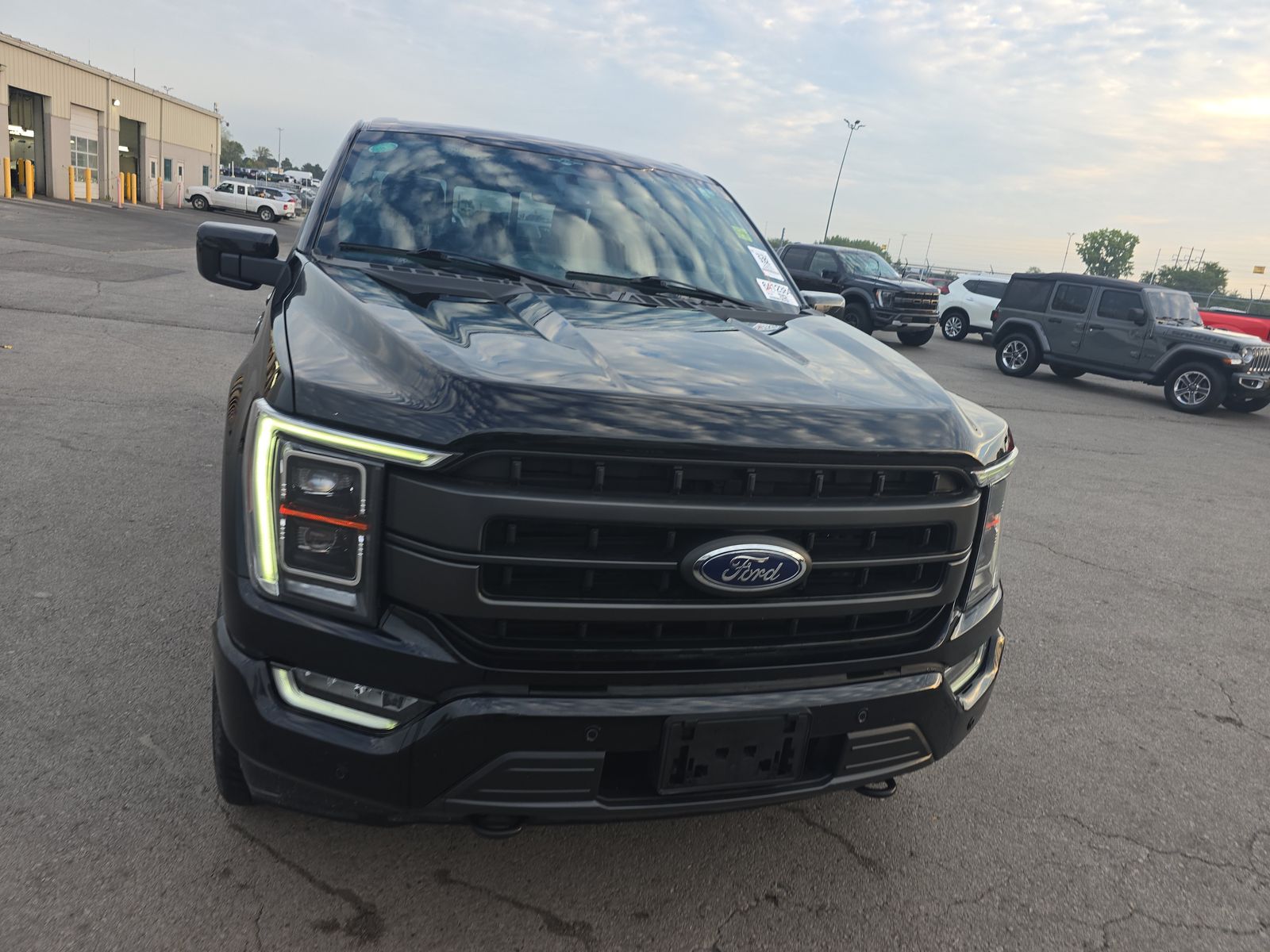 2023 Ford F-150 Lariat AWD