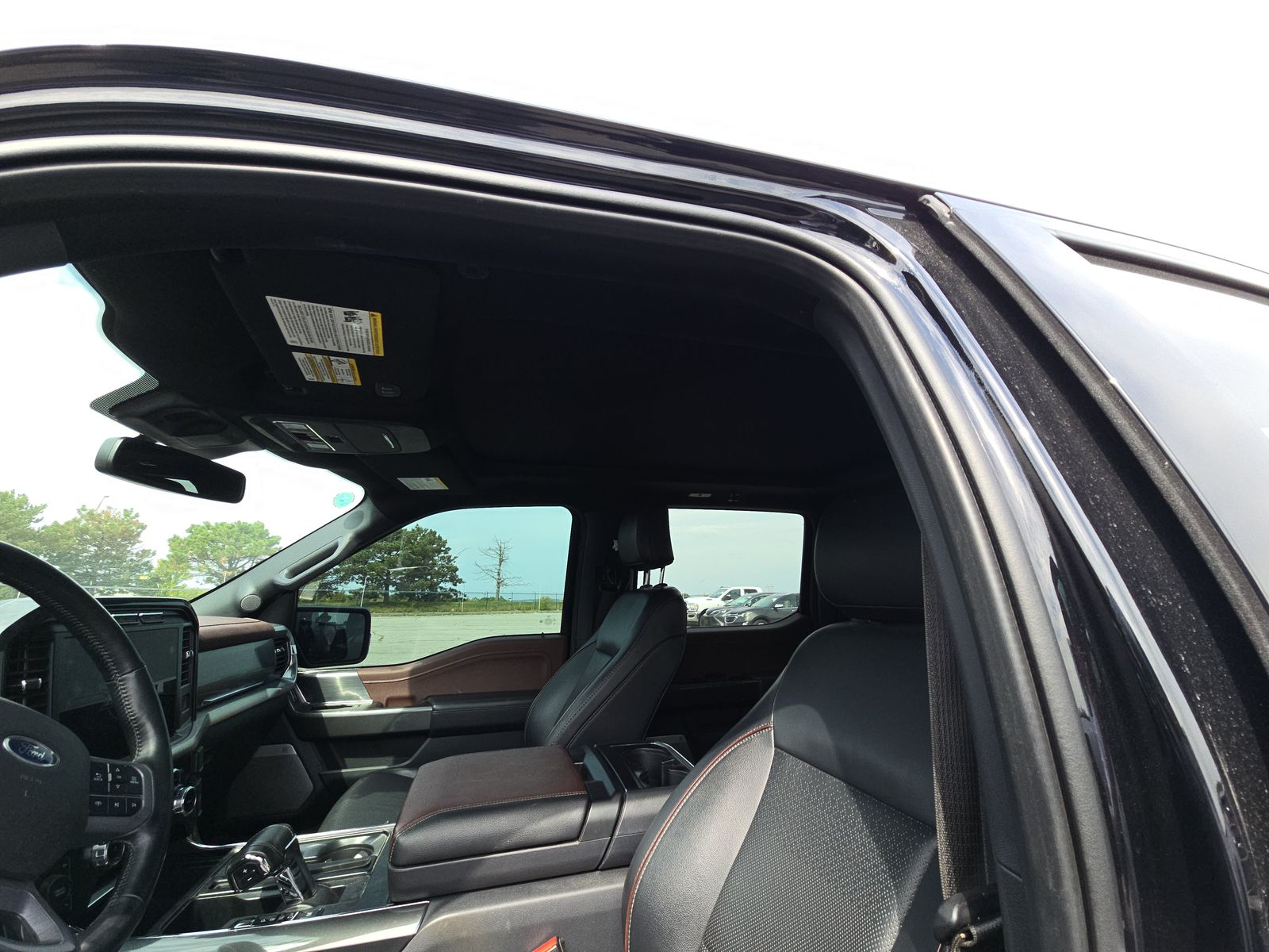 2023 Ford F-150 Lariat AWD