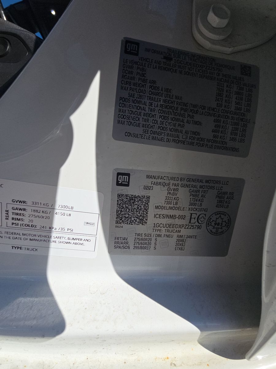 2023 Chevrolet Silverado 1500 RST AWD