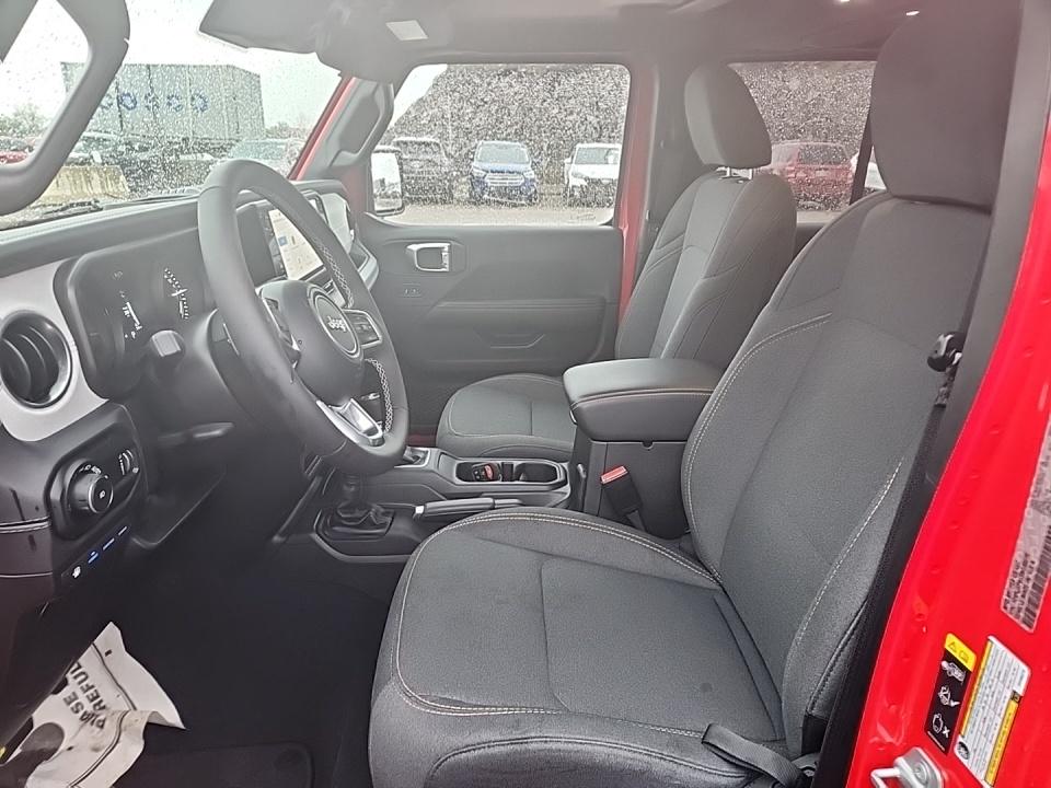 2025 Jeep Wrangler 4xe Sahara AWD