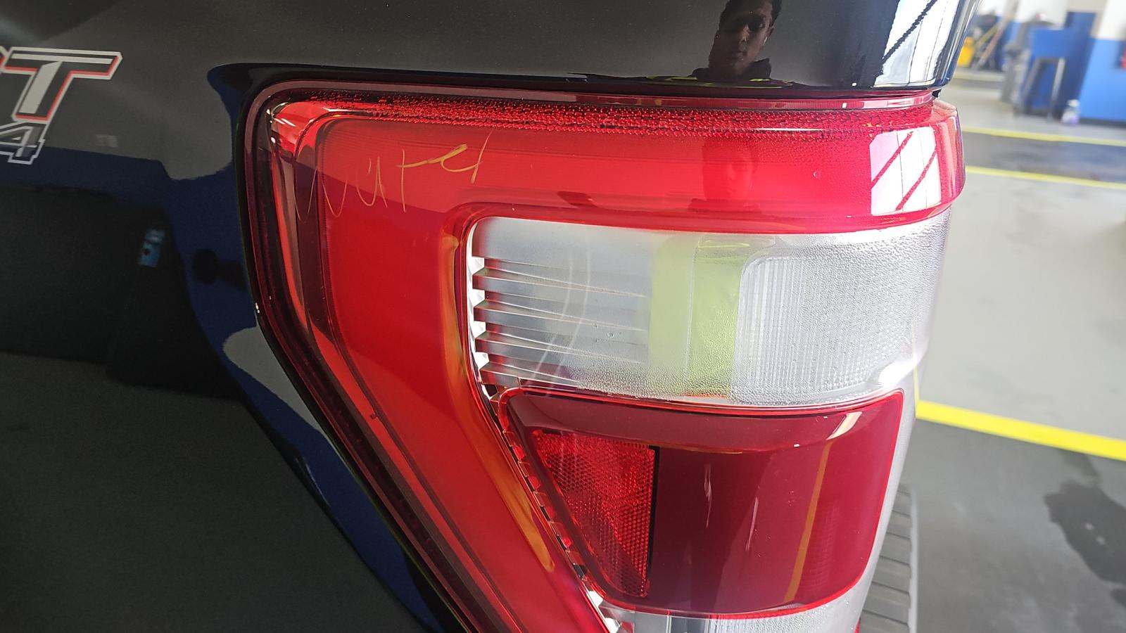 2022 Ford F-150 Hybrid Lariat AWD