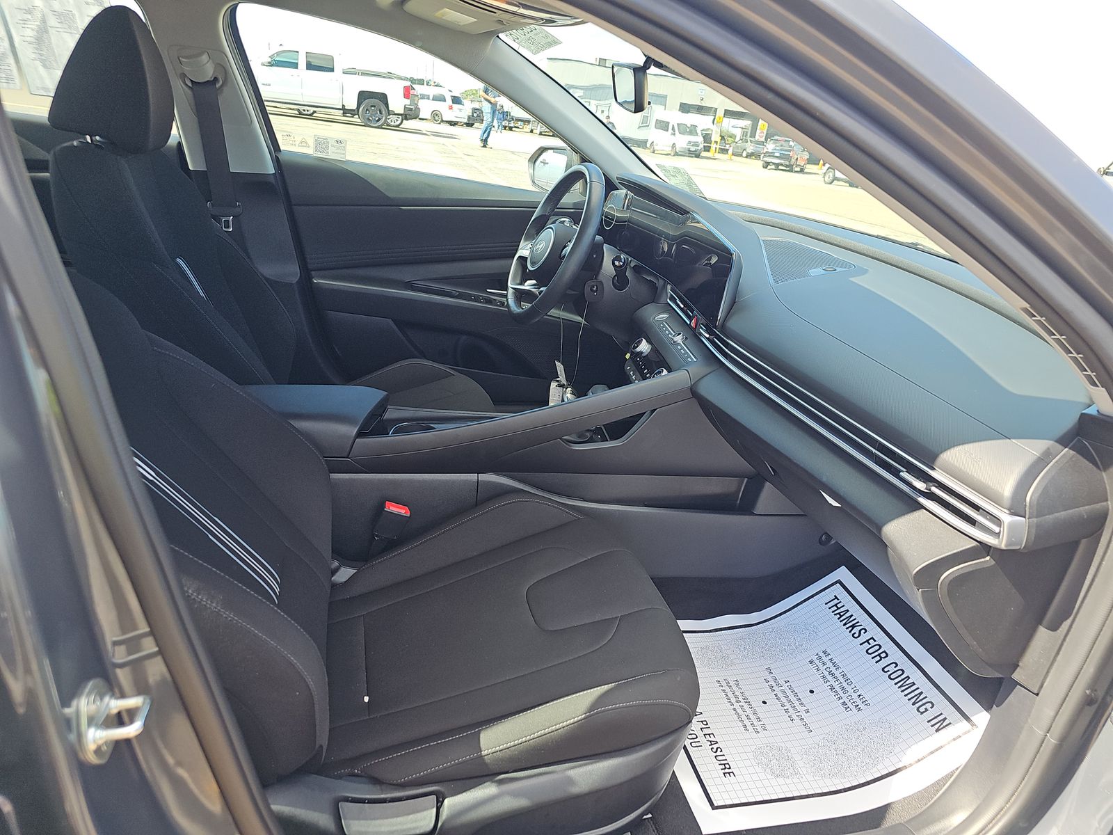 2024 Hyundai Elantra SEL FWD