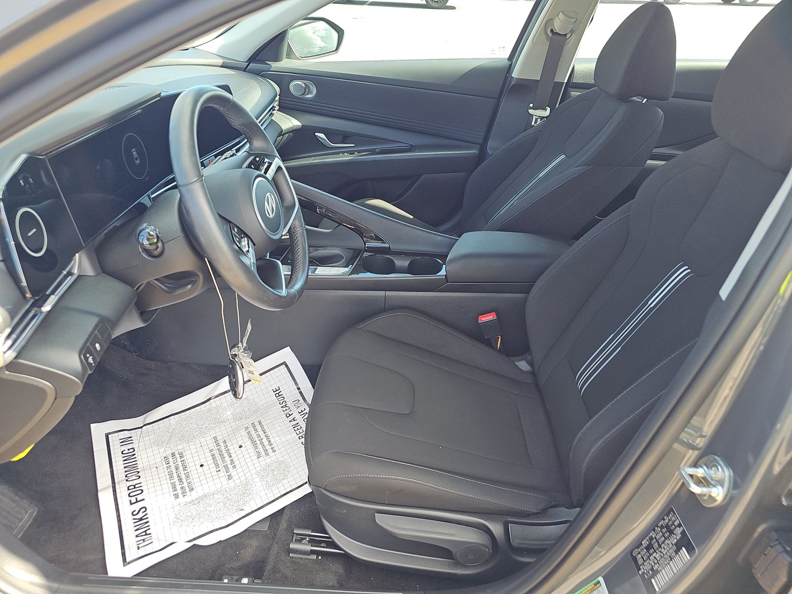 2024 Hyundai Elantra SEL FWD