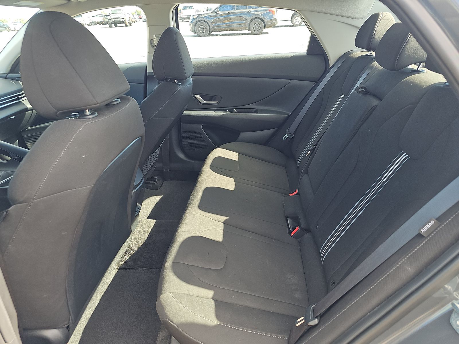 2024 Hyundai Elantra SEL FWD