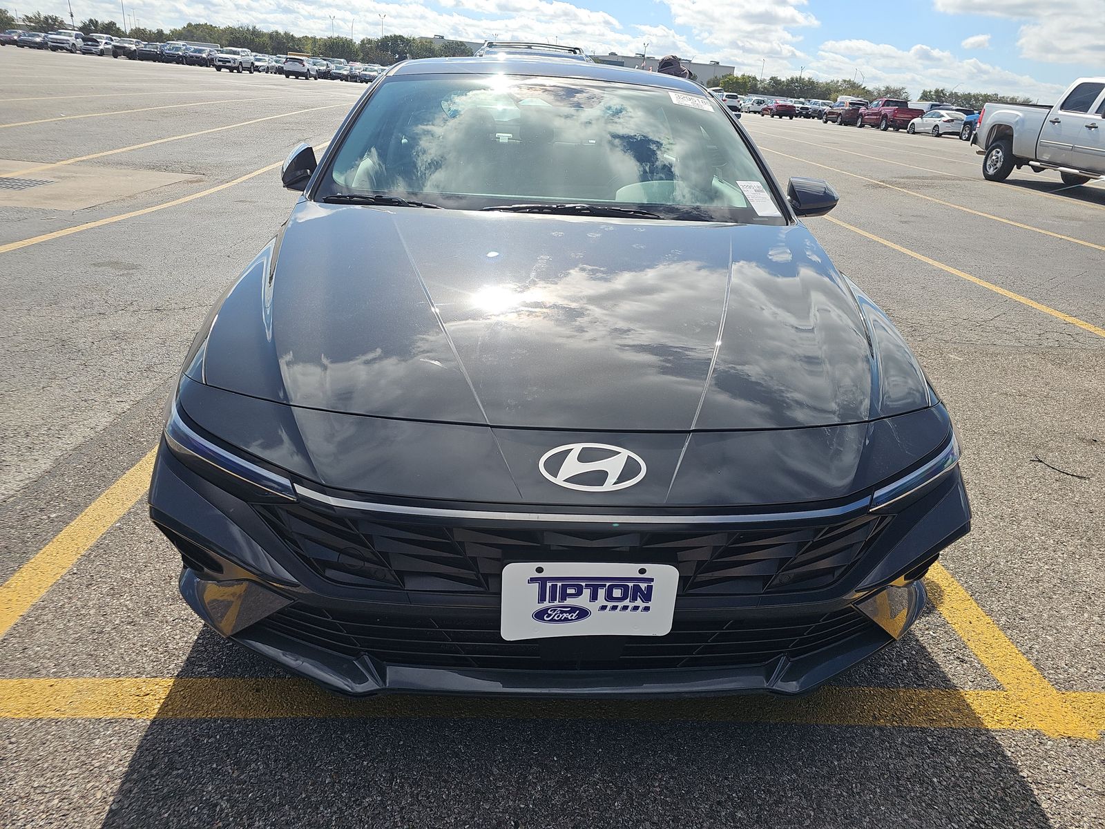 2024 Hyundai Elantra SEL FWD