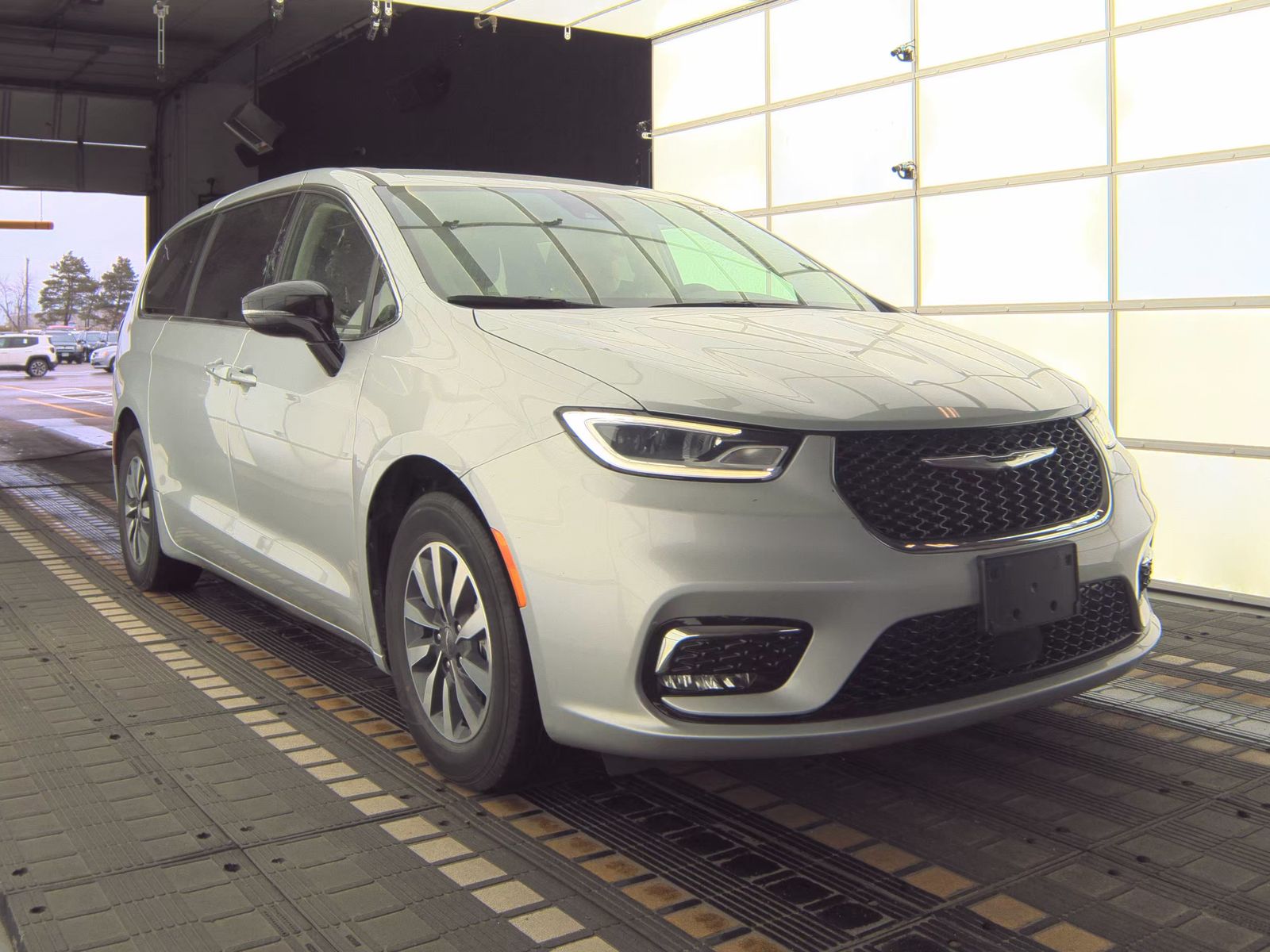 2024 Chrysler Pacifica Hybrid Select FWD