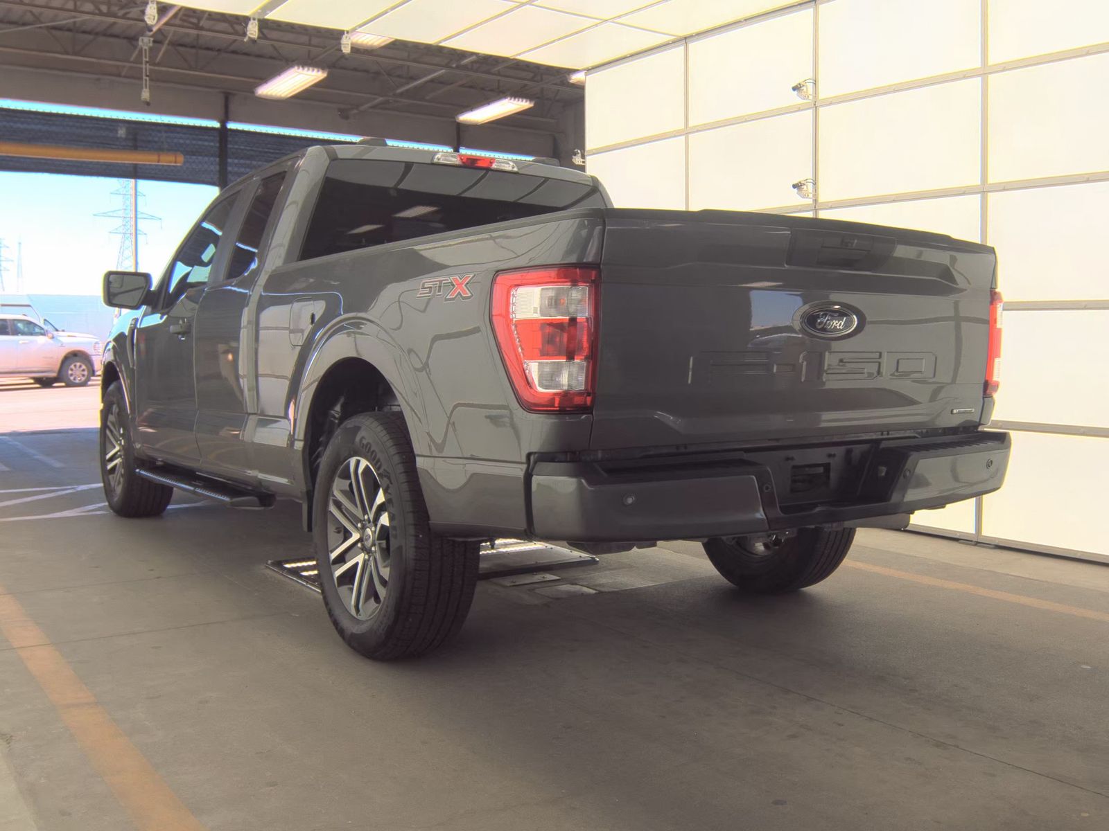 2023 Ford F-150 XL FWD