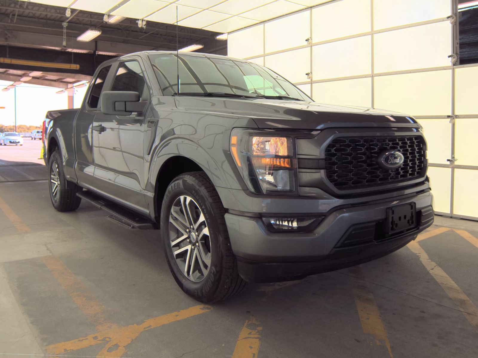 2023 Ford F-150 XL FWD