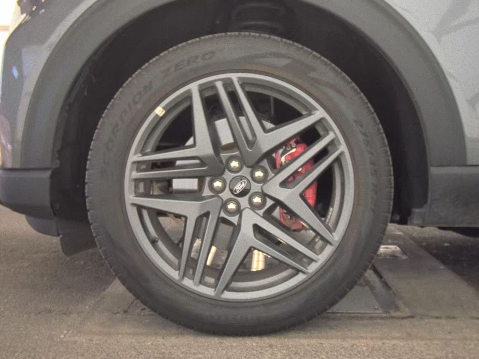 2025 Ford Explorer ST-Line AWD