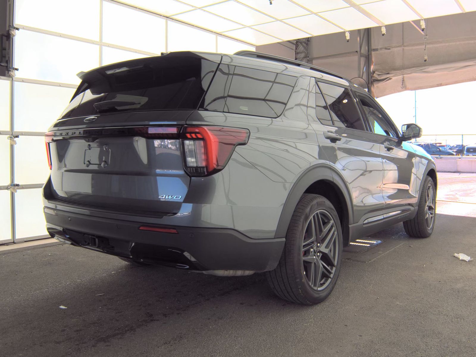 2025 Ford Explorer ST-Line AWD