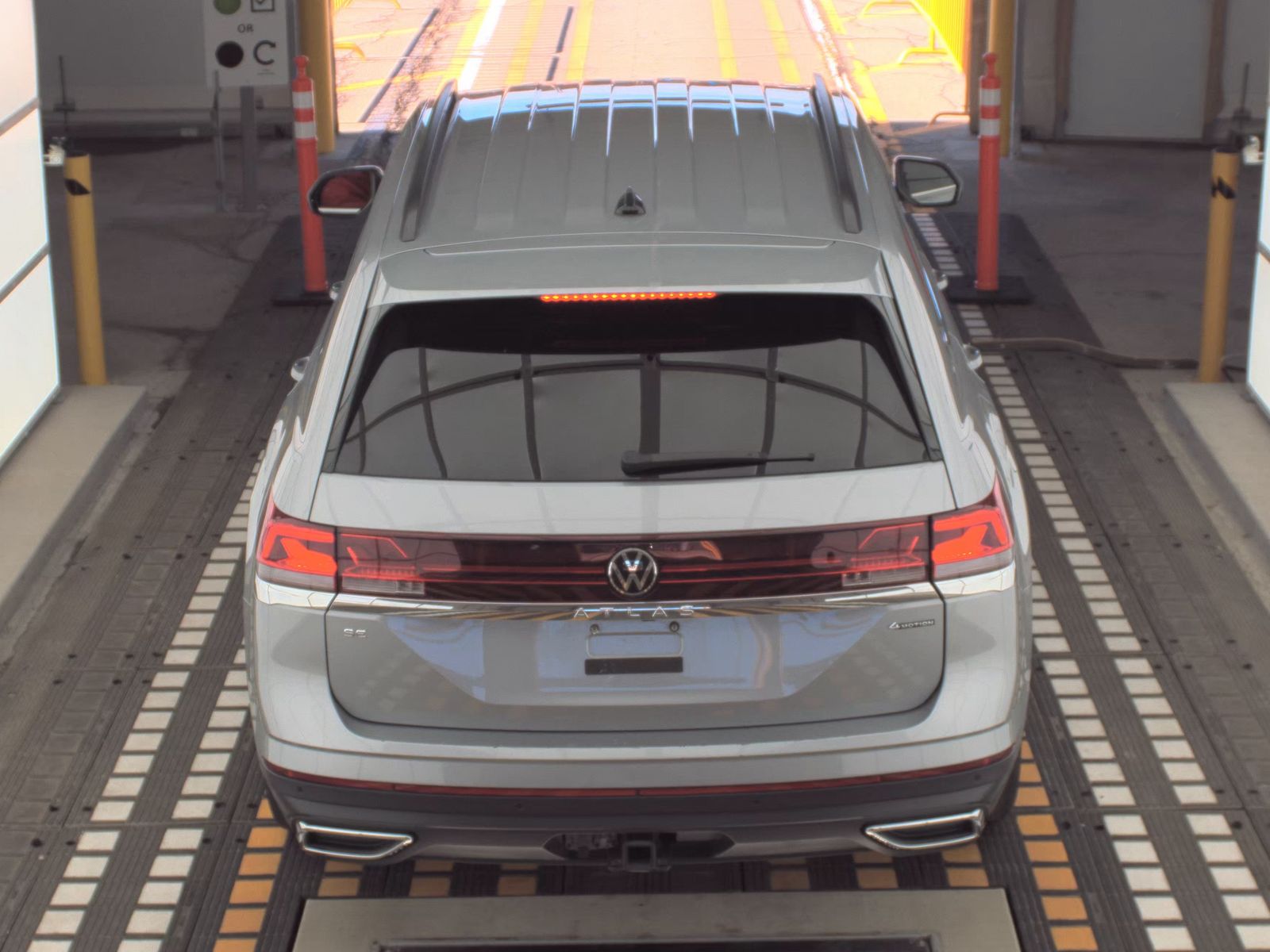 2024 Volkswagen Atlas 2.0T SE AWD