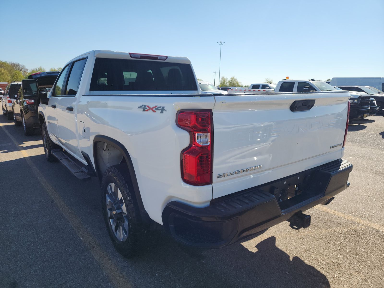 2022 Chevrolet Silverado 2500HD Custom AWD