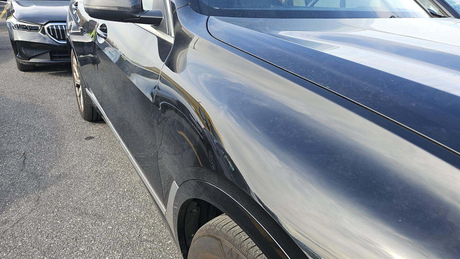 2025 BMW X7 xDrive40i AWD