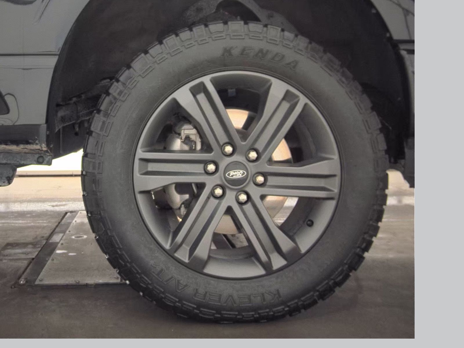 2023 Ford F-150 XLT AWD