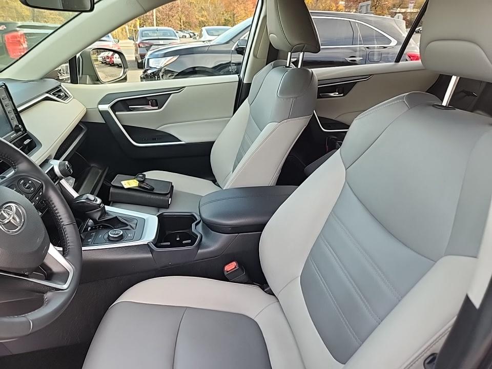 2022 Toyota RAV4 Hybrid XLE Premium AWD