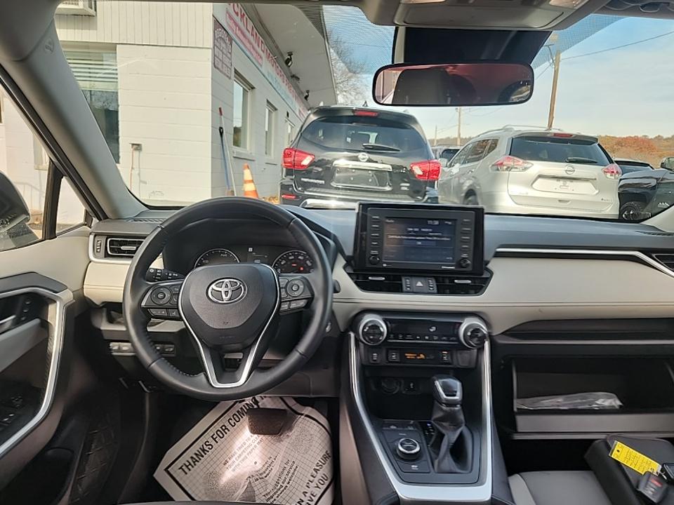 2022 Toyota RAV4 Hybrid XLE Premium AWD