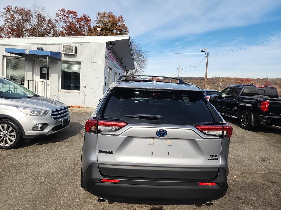 2022 Toyota RAV4 Hybrid XLE Premium AWD